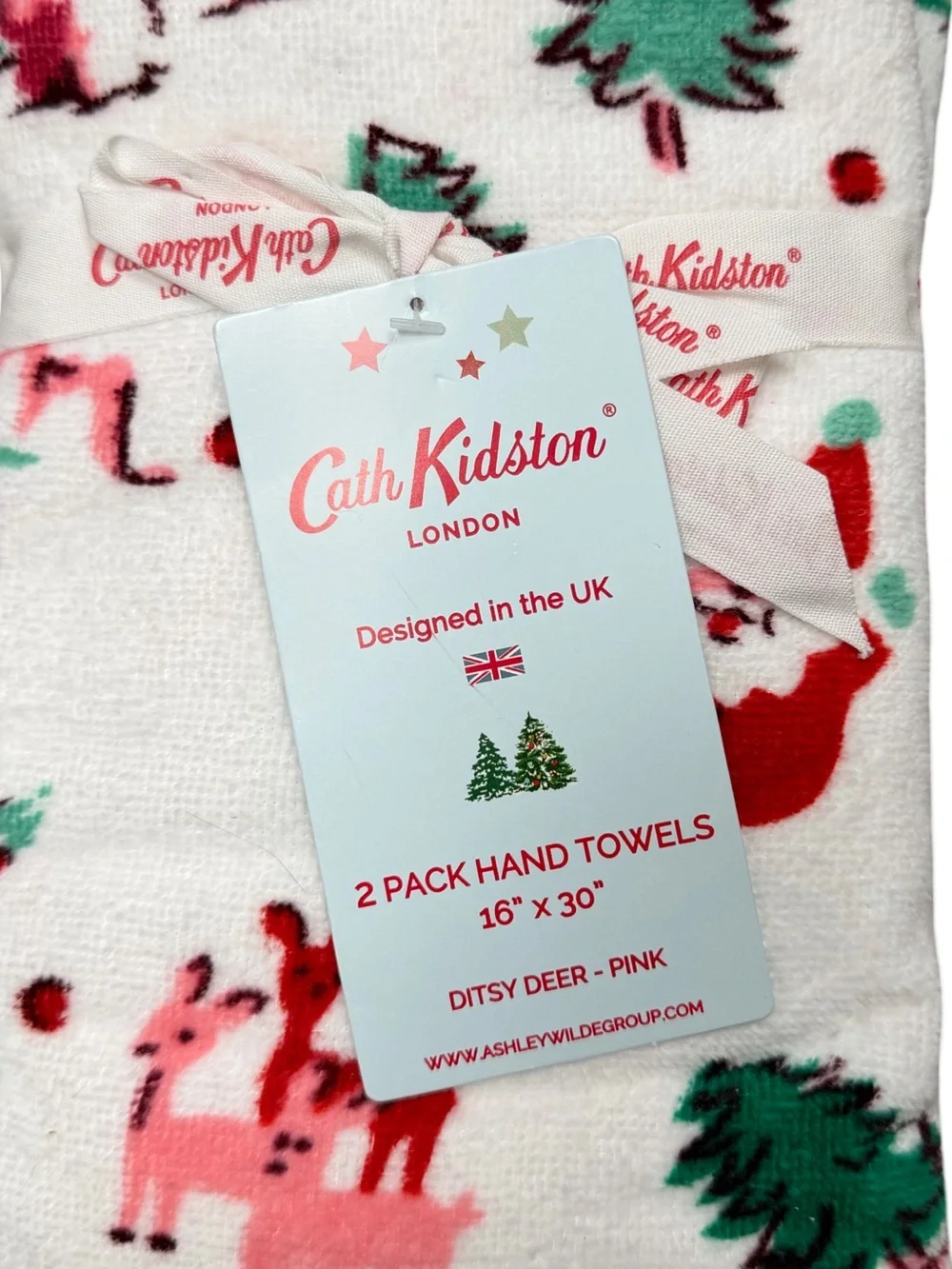 Cath Kidston London NWT Charming Whimsical Ditsy Deer Set of 2  Bath Hand Towels